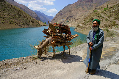 Tajik welcomer